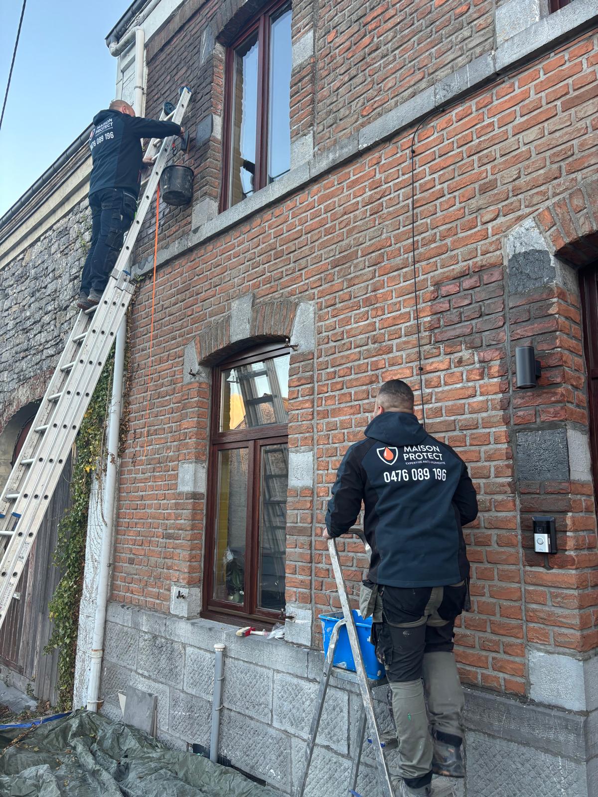 Traitement d'une façade contre les infiltrations d'eau
